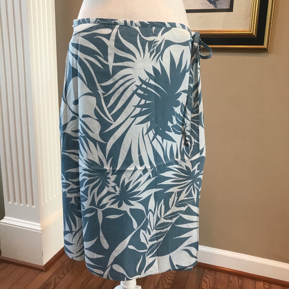 Gorgeous Designer Joseph Wrap Skirt - image 2